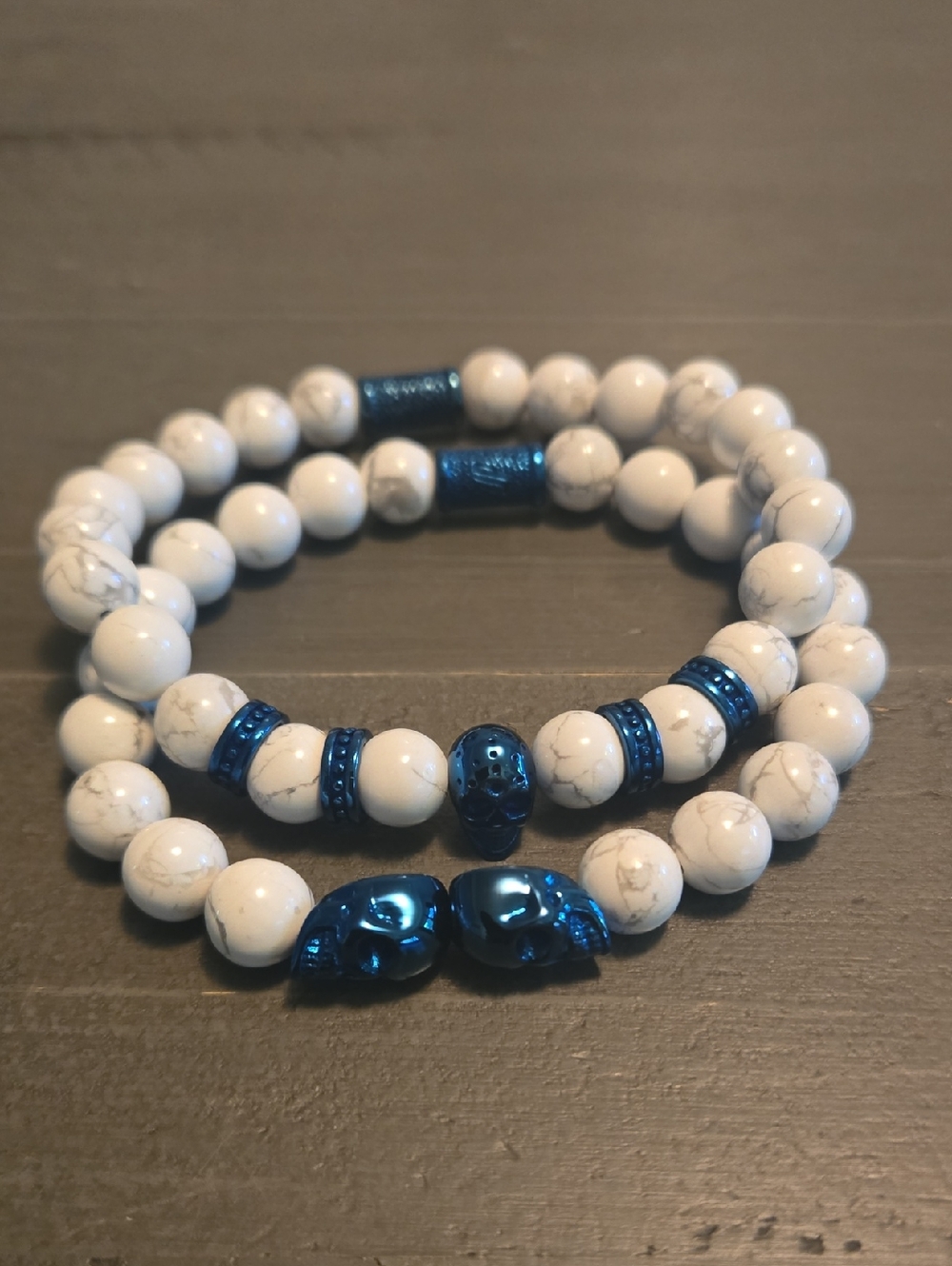 SkeletonHD White Howlite/blue Metallic Beaded Bracelets Limited Edition NIB